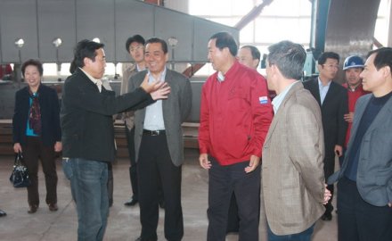 中国石油和化学工业联合会会长李勇武一行来九游会J9视察指导工作